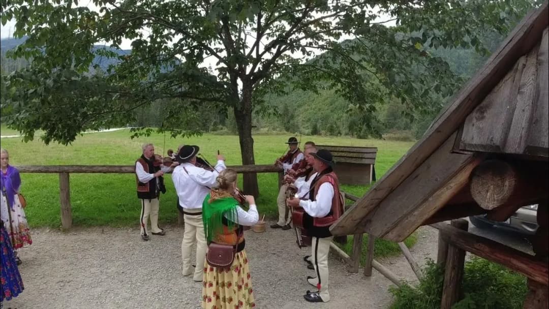 Bacówka w Dolinie Kościeliskiej - tradycyjne sery i wyjątkowe doświadczenia