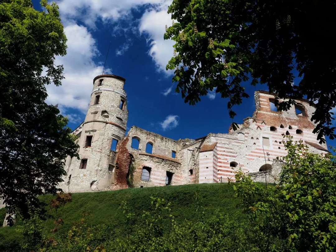 Najciekawsze atrakcje w Janowcu nad Wisłą, które musisz zobaczyć